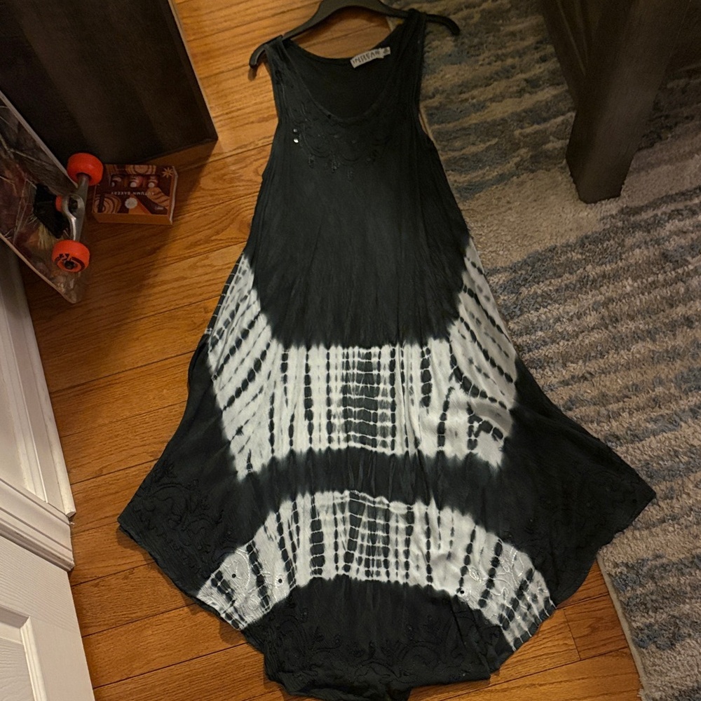 Black and White Tie-Dye Dress